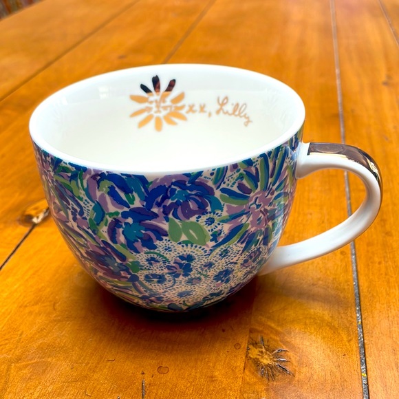 Lilly Pulitzer | Dining | Lilly Pulitzer Blue Lionfloral And Gold ...